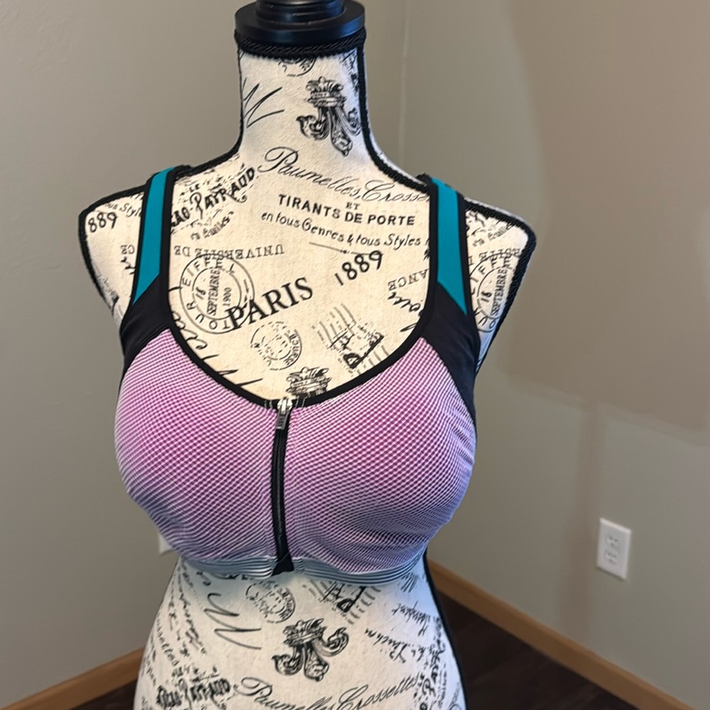 VSX Sport Bra by Victoria’s Secret